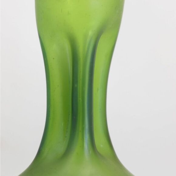 Antique Loetz Austrian Green Art  Glass Unique Deco 20s Vase 6.6 Inch - Picture 4 of 12